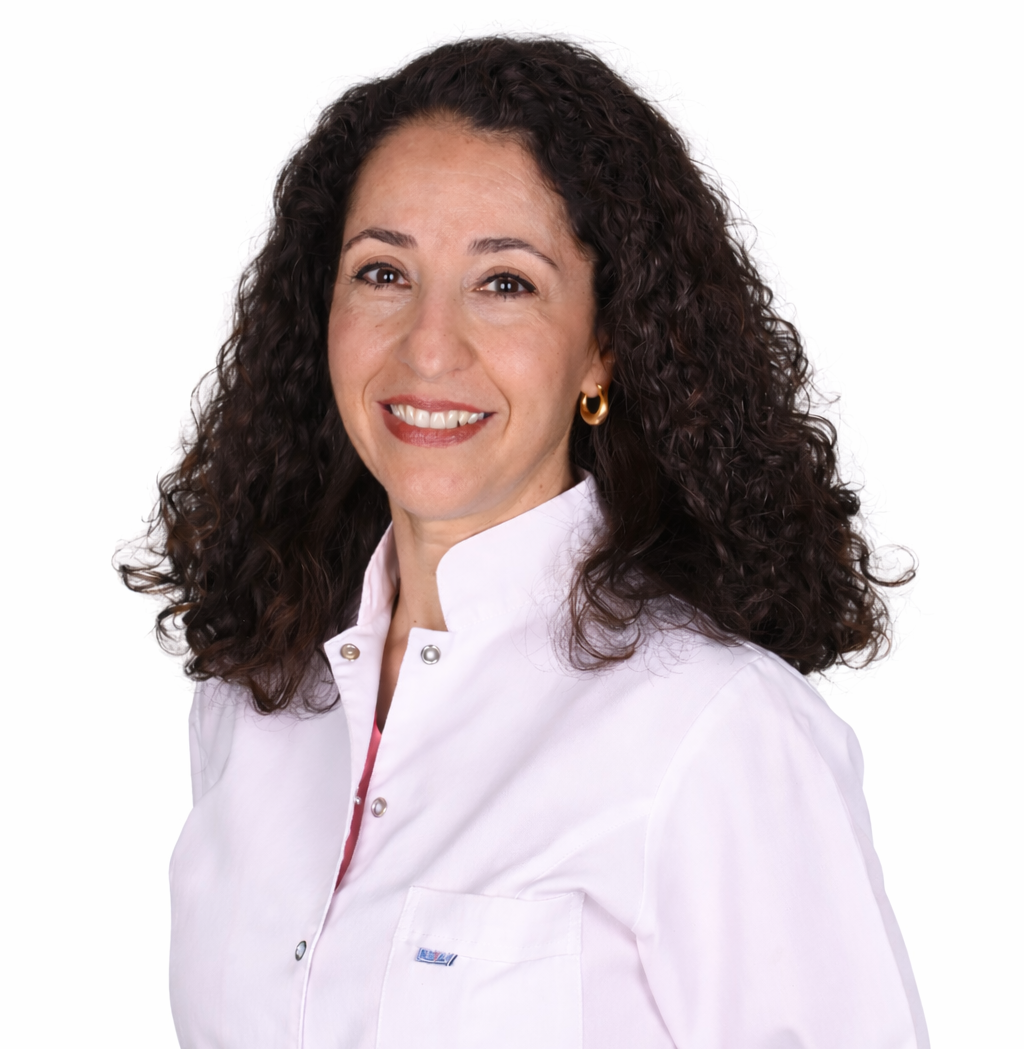 Dt. Gamze Kayral Mohseni, Diş Hekimi